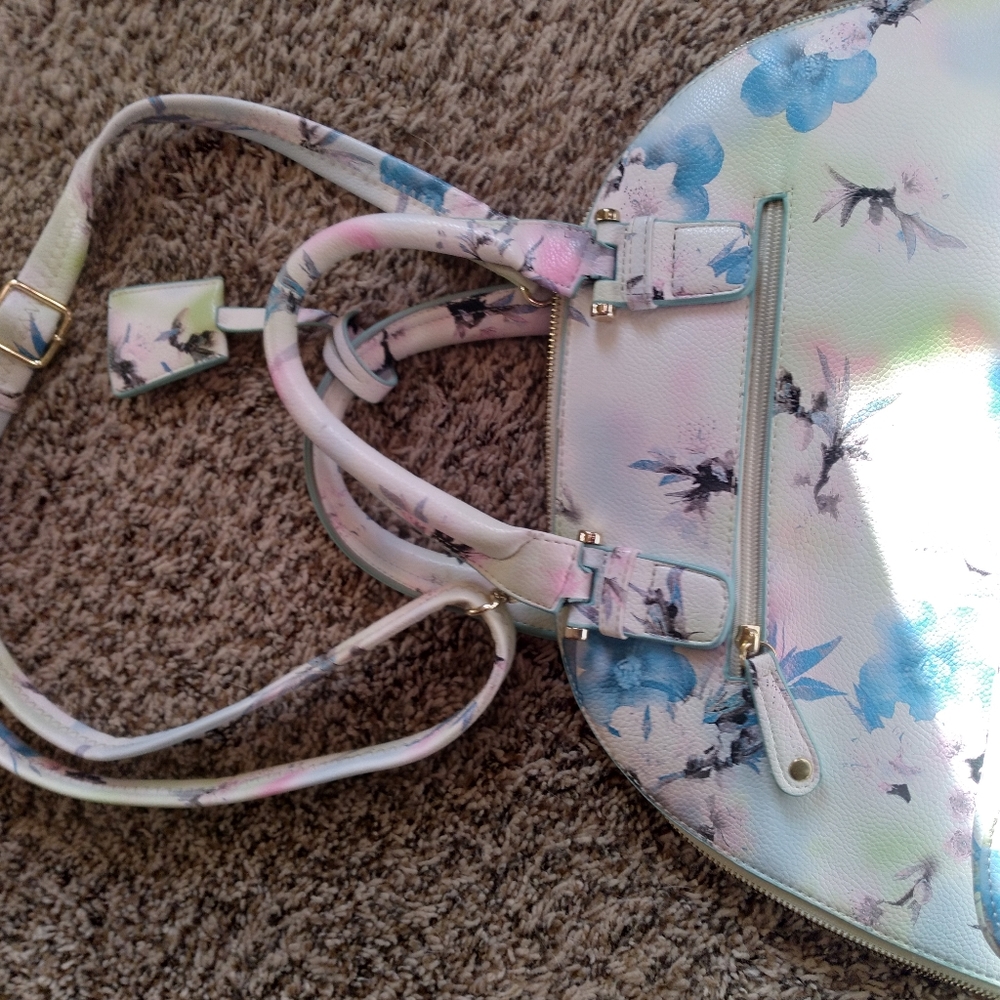 Purse - Picture 6 of 9